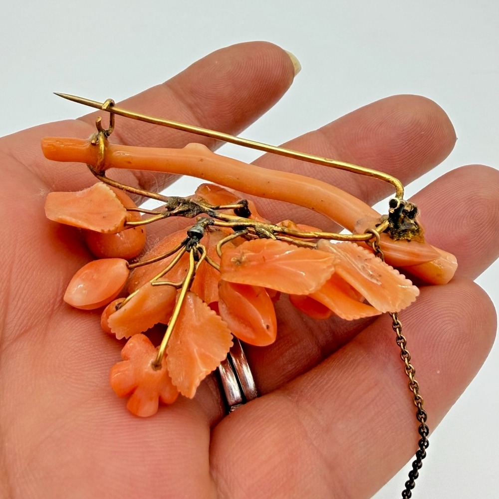 Antique Victorian Gold Angel Skin Coral Floral Bouquet Brooch C Clasp Dangle - Picture 5 of 16